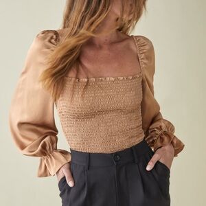 ❤️Reformation 100% Silk Chamomile Smocked Long Sleeve Top❤️